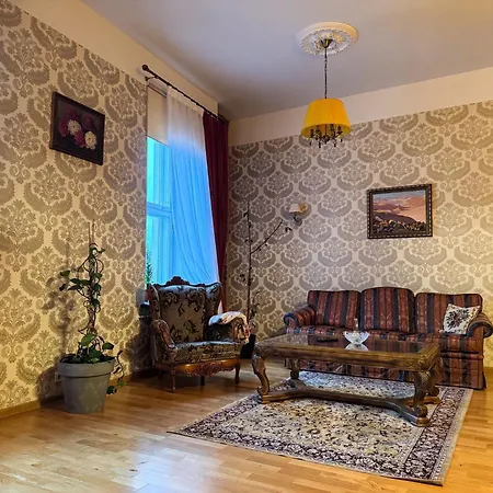 Poe 10 * Tartu